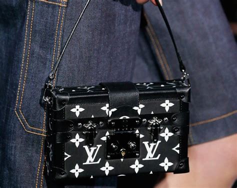 louis vuitton 2015 bags|Louis Vuitton Spring / Summer 2015 Runway Bag Collection.